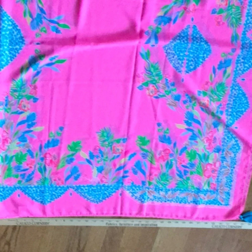 Lilly Pulitzer Scarf Cover-up - Picture 3 of 3